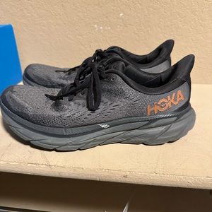 Hoka Women's Clifton 8 Anthracite/Copper size 9.5